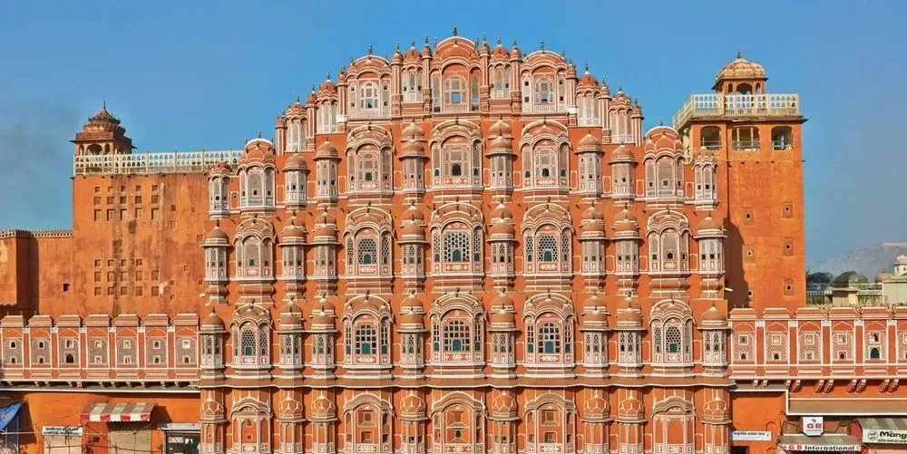 tour image
