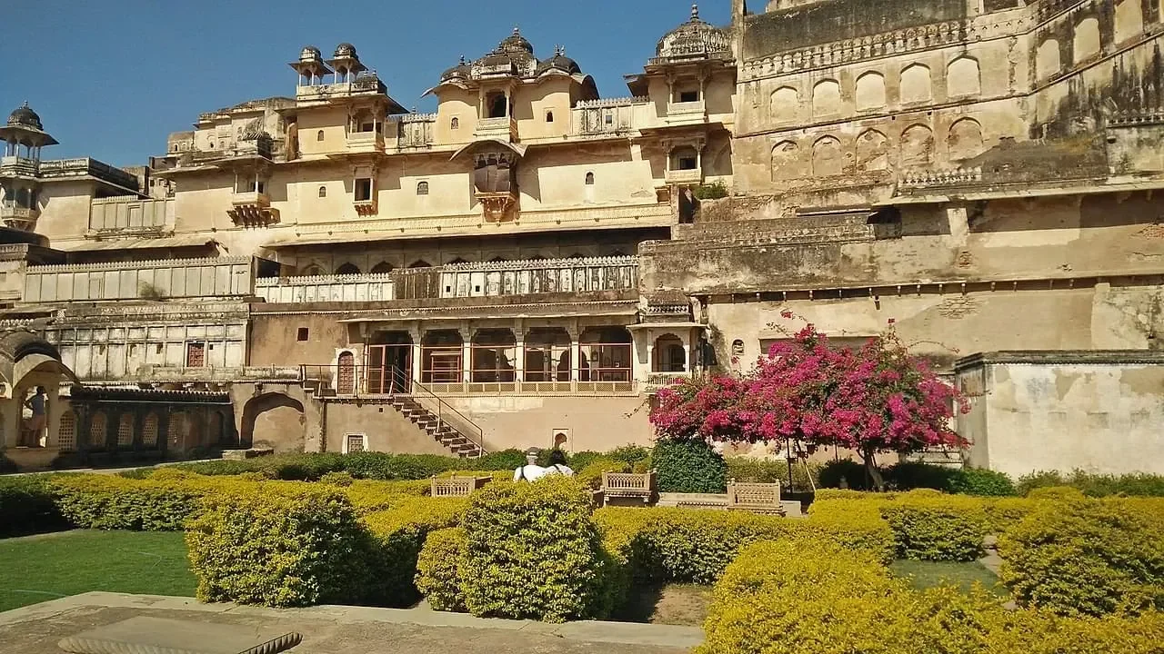 tour image