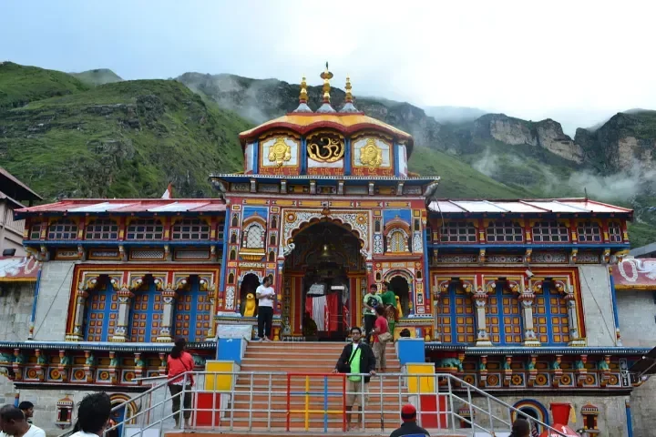 tour image